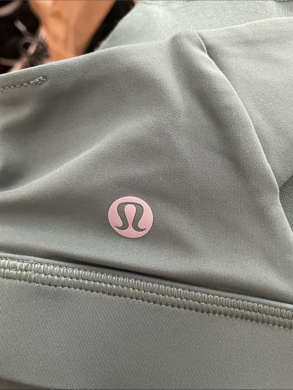 Lululemon Envital Bra Women's Cross-Back Sports Bralette Green Size 4 - Picture 4 of 4